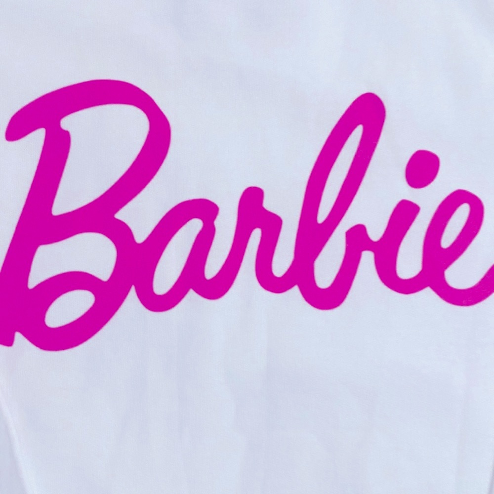 Barbie White Crew Neck NWT Excellent Condition - Picture 7 of 7